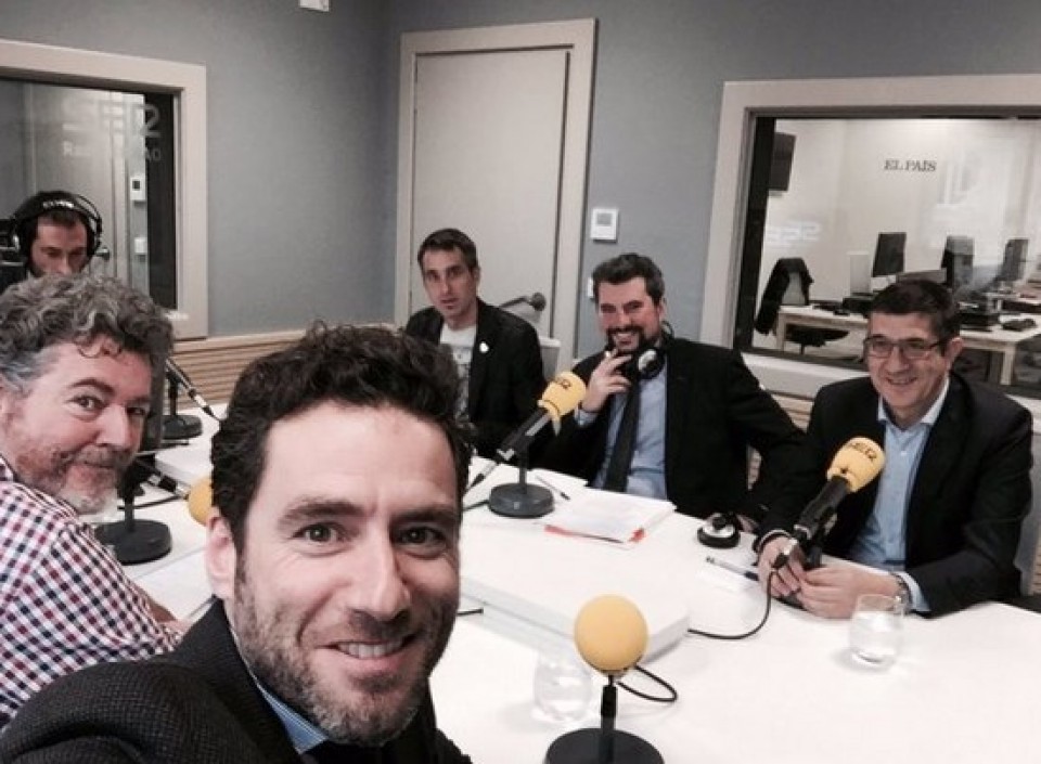 Juantxo Lópezde Uralde, Borja Sémper, Patxi López, Iker Urbina eta Rodrig¿o Zamora. Argazkia: @bsemper