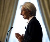 Lagarde: 'Crecen los riesgos sobre la durabilidad de la recuperación'