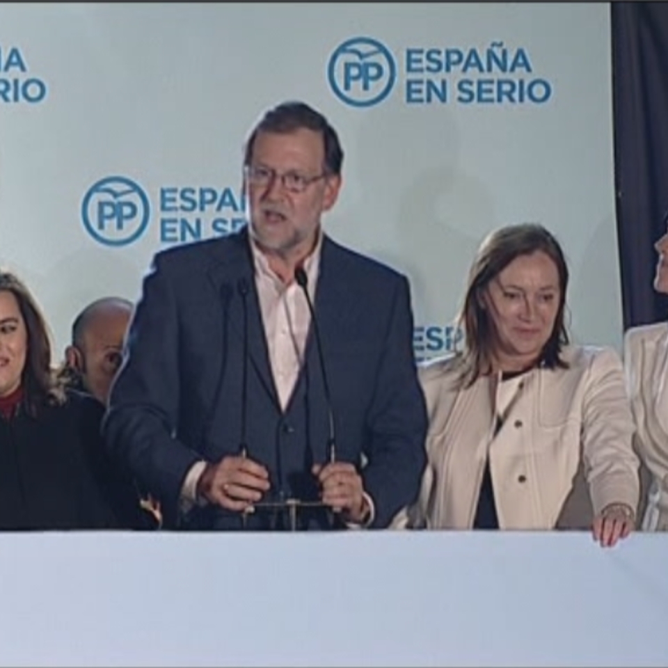 Mariano Rajoy, tras conocerse los resultados electorales. EFE