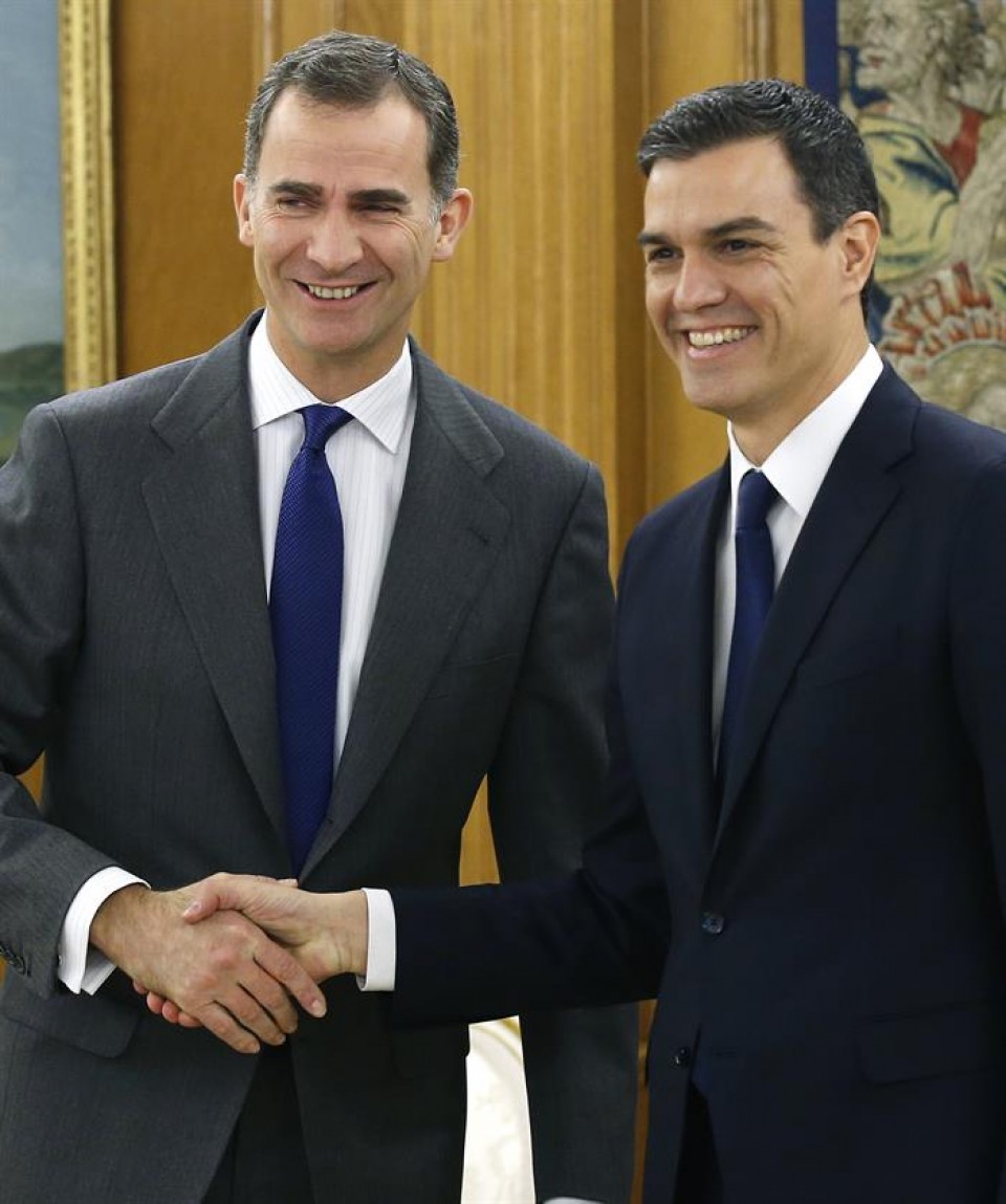 Sánchez esperará a que Rajoy 'fracase' para proponer Gobierno