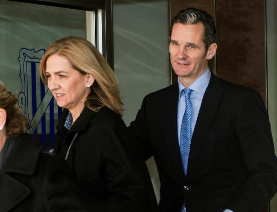 La infata Cristina e Iñaki Urdangarin a su salida del juzgado.