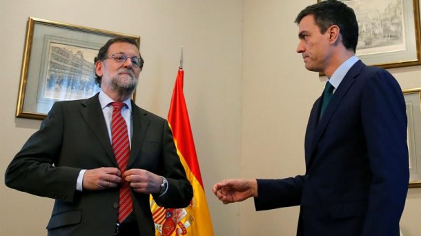 Reunión que mantuvieron Rajoy y Sánchez el pasado 12 de febrero. EFE. 