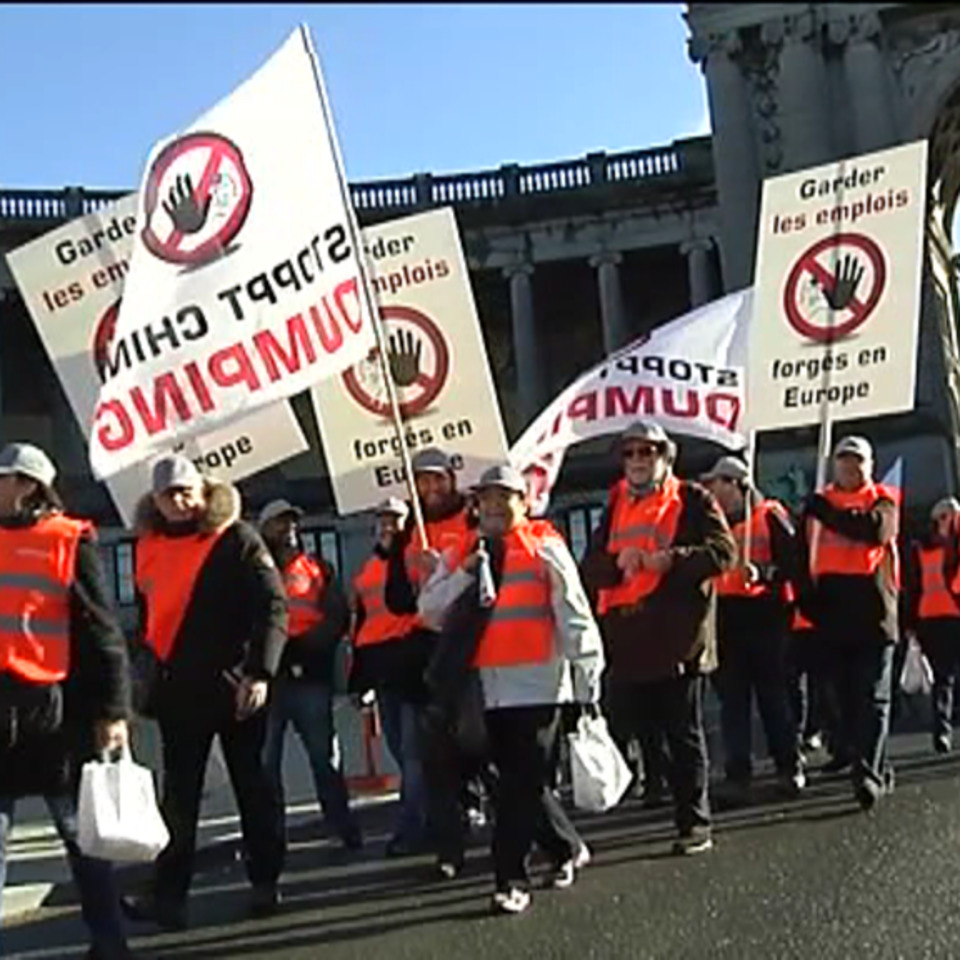 Trabajadores de ACB de Sestao se manifiestan en Bruselas.