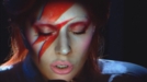 Lady Gaga ilumina los Grammy con su tributo a David Bowie