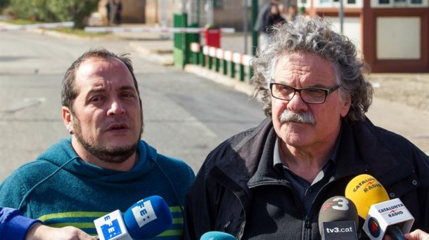 Joan Tardá (ERC) y el exdiputado de la CUP en el Parlament, David Fernández. EFE