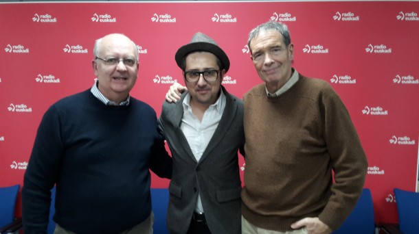 Patricio Pron fantasea con un congreso de escritores fascistas