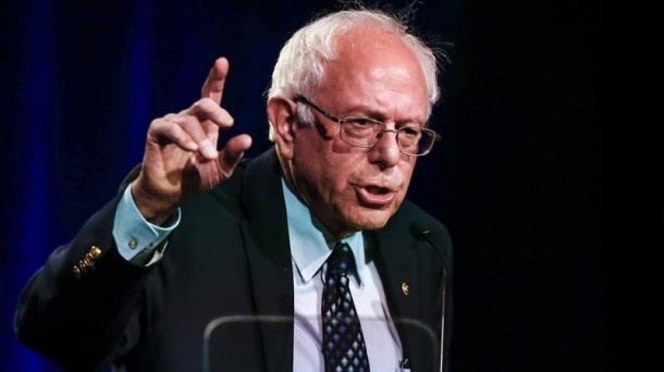 El candidato demócrata Bernie Sanders se ha impuesto en dos estados y Hillary Clinton, en una. EFE