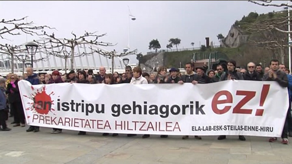 Manifestación en Ondarroa tras el accidente laboral mortal