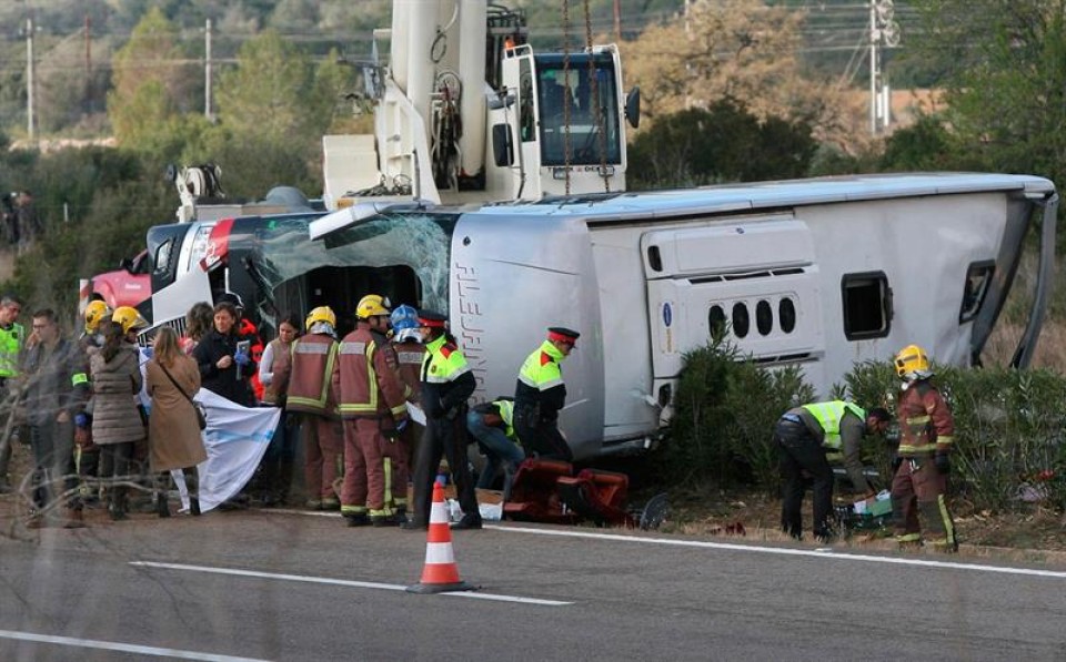 Freginalseko (Tarragona) autobus istripuan hildako 14 lagunak identifikatu dituzte. Argazkia: EFE