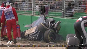 Fernando Alonsoren istripu ikusgarria Australiako Sari Nagusian