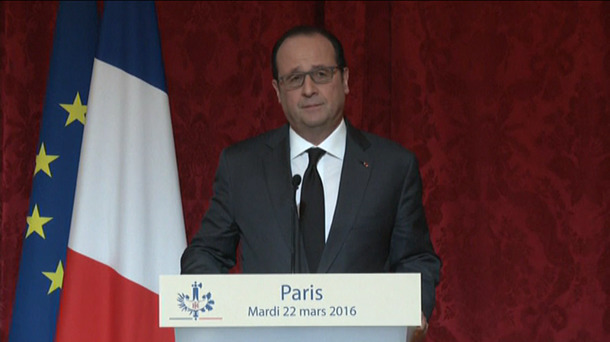 Frantziako Gobernuak bozketarik gabe onartuko du Lan erreforma