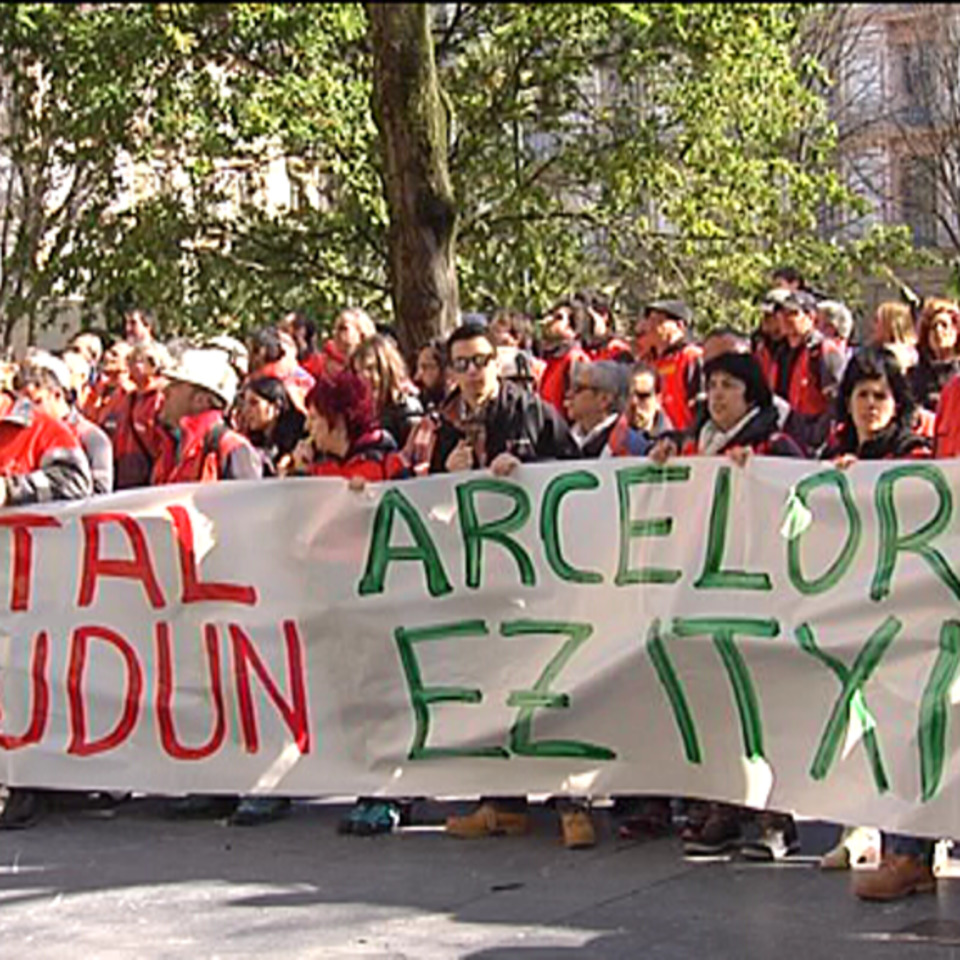 Zumarragako ArcelorMittal lantegiaren beharginen protesta. Artxiboko argazkia: EFE