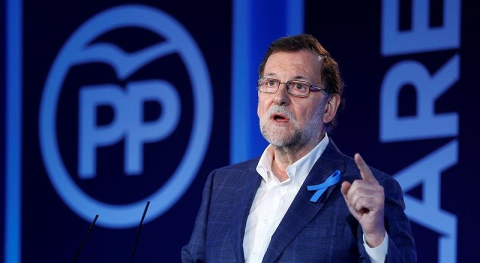 Mariano Rajoy PPk Sevillan egin duen ekitaldian. Argazkia: EFE