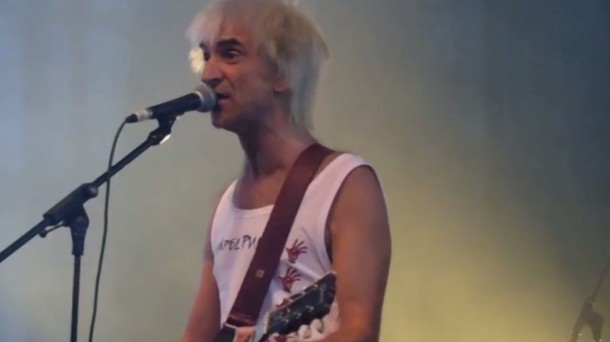 Entrevista a Iñiguito, cantante y líder de Txapelpunk, con nuevo disco