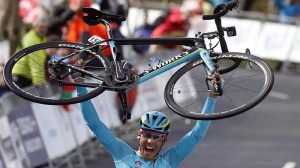 Diego Rosa celebra su victoria / EFE.