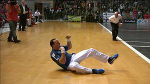 Irujo sufre una segunda fractura en el dedo