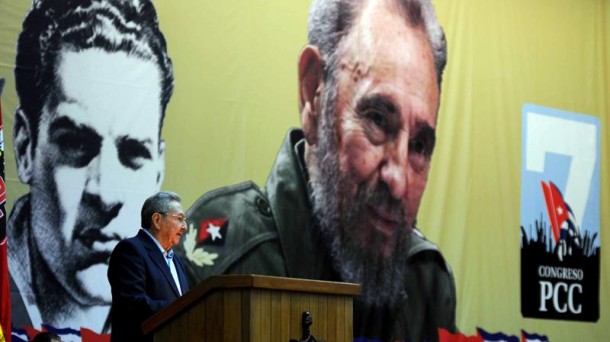 Raúl Castro, en su discurso ante el Congreso del Partido Comunista. Foto: EFE