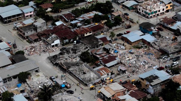 Petición de ayuda para las víctimas del terremoto de Ecuador