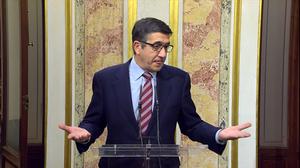 ¿Qué análisis hacen los periodistas de la situación política actual?