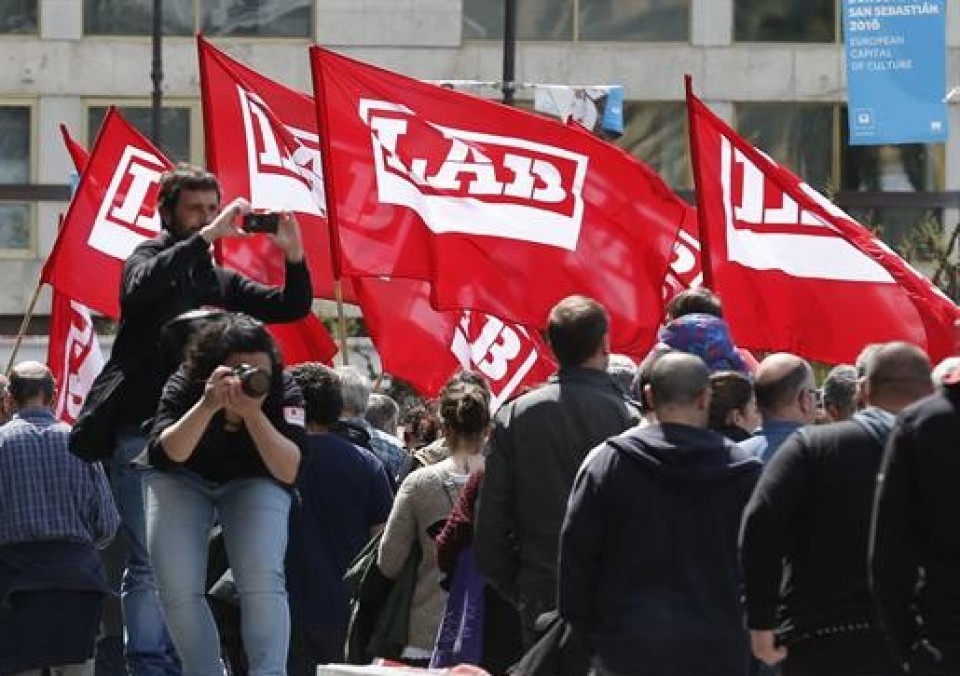 Manifestación de LAB en Pamplona/Iruña el 1 de mayo de 2016. Foto: Efe