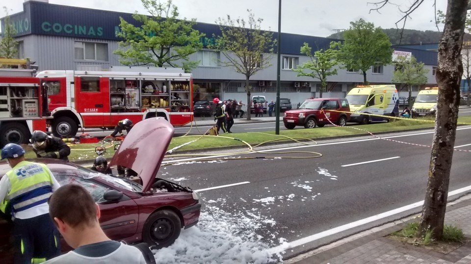 Simulakroa Hondarribiko aireportuan: Euskadi Irratia