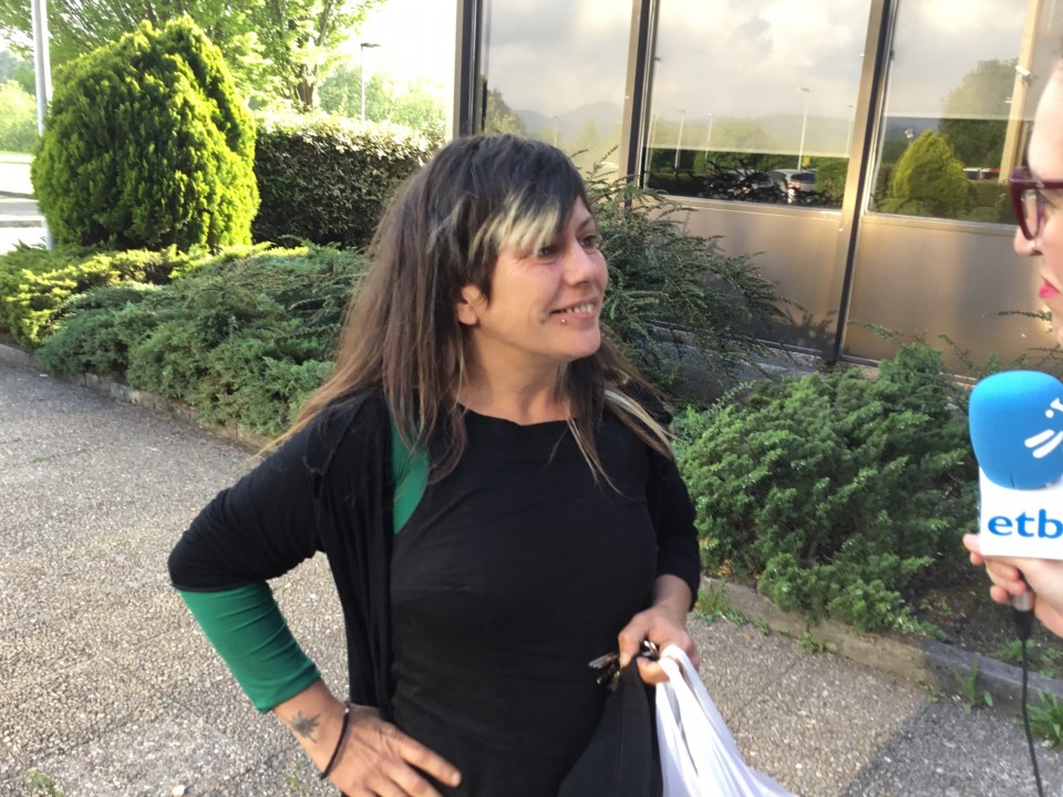 Nuri llega a la sede de EiTB en Miramón