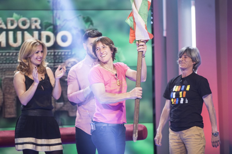 Erku ondea la Ikurriña