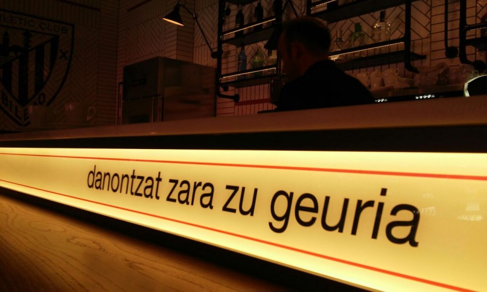 San Mames jatetxea eta La Campa de los Ingleses taberna. Euskadi Irratiko Faktoria.