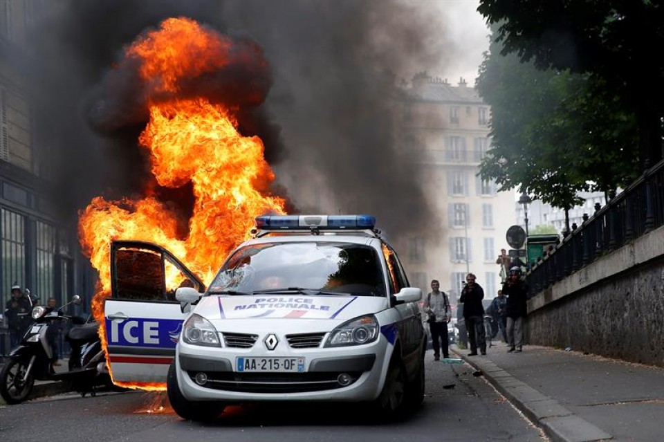 Lan erreforma reforma laboral Francia Frantzia policia polizia protestak. EFE