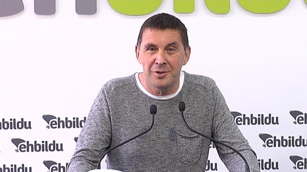 Arnaldo Otegi, EH Bilduren lehendakarigaia. EiTB