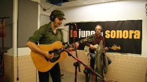 El grupo getxotarra Lee Perk toca en directo canciones del nuevo disco