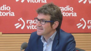 El alcalde de Vitoria reconoce en Nantes la alta capacidad del BRT