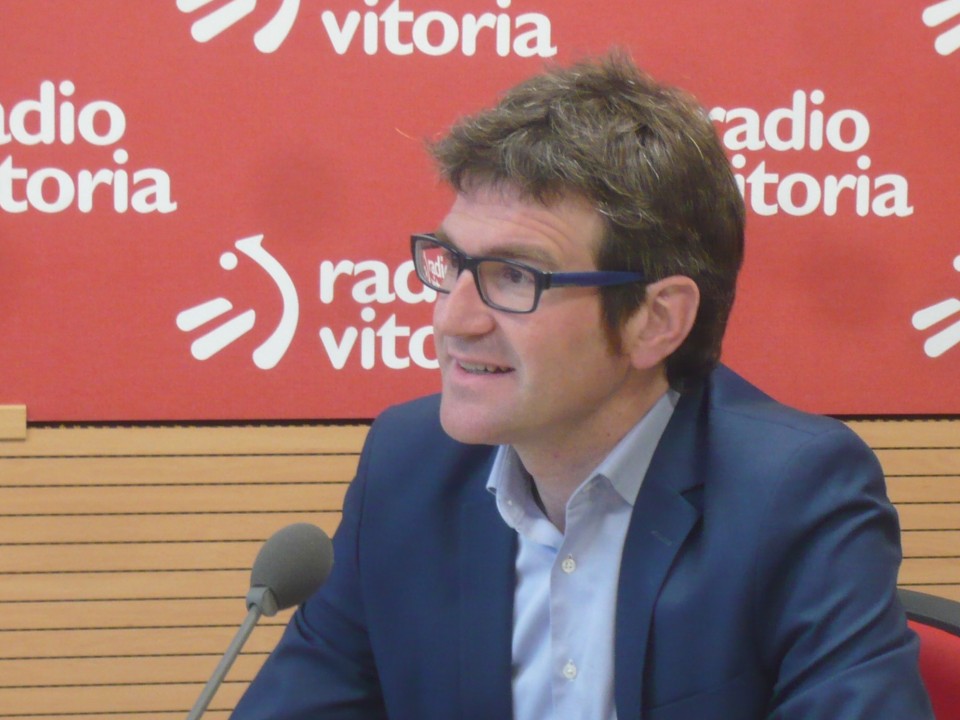 Urtaran: 'Ni Maroto ni Alonso son ejemplo para hacer política'