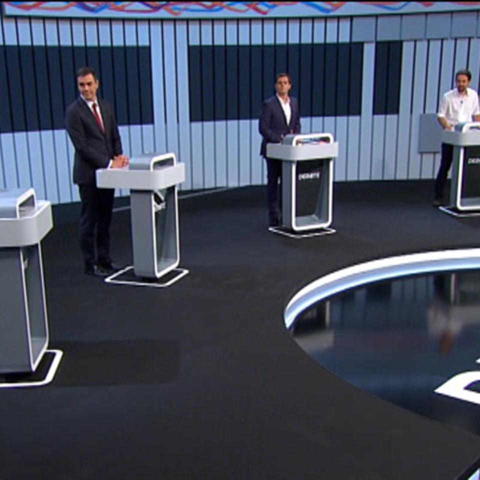 Mariano Rajoy, Pedro Sánchez, Albert Rivera y Pablo Iglesias antes del debate. Foto: EFE