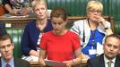 Jo Cox ha fallecido tras haber sido apuñalada y disparada