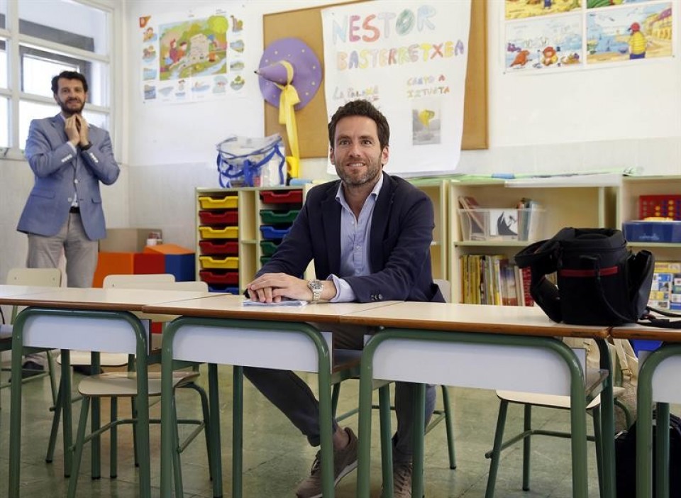 PPren ekitaldia Donosiako ikastetxe batean (2016-06-21). Argazkia: EFE