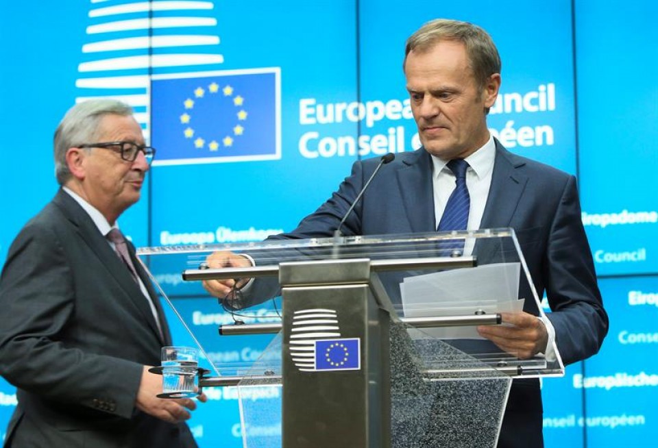 Donald Tusk y Jean-Claude Juncker. Foto: EFE