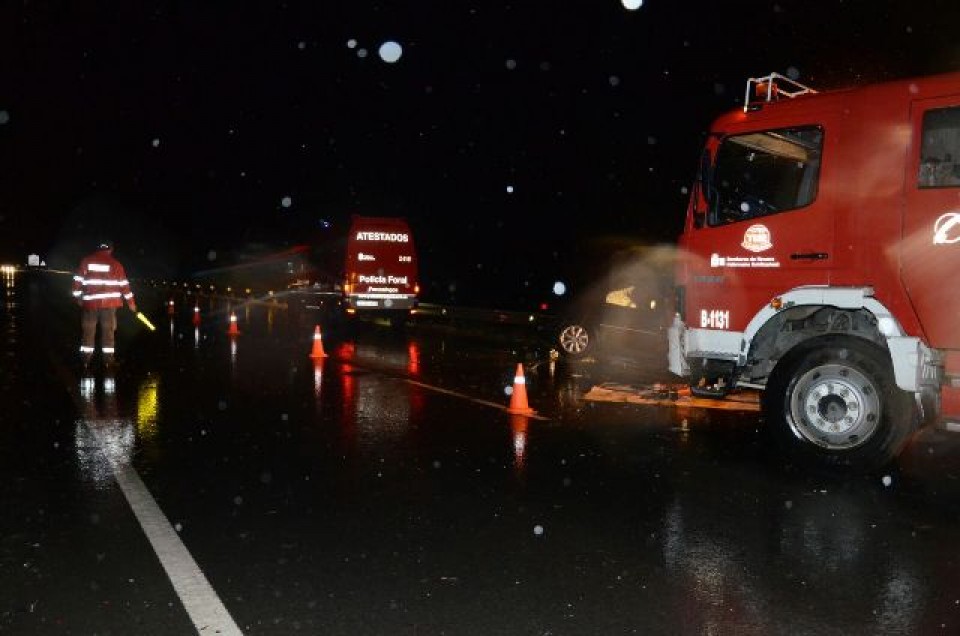 Gizon bat hil da auto eta kamioi batek talka eginda Caparroson. Argazkia: Foruzaingoa