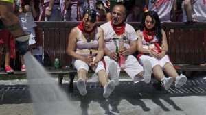 Ambiente en Pamplona. Foto: Efe.