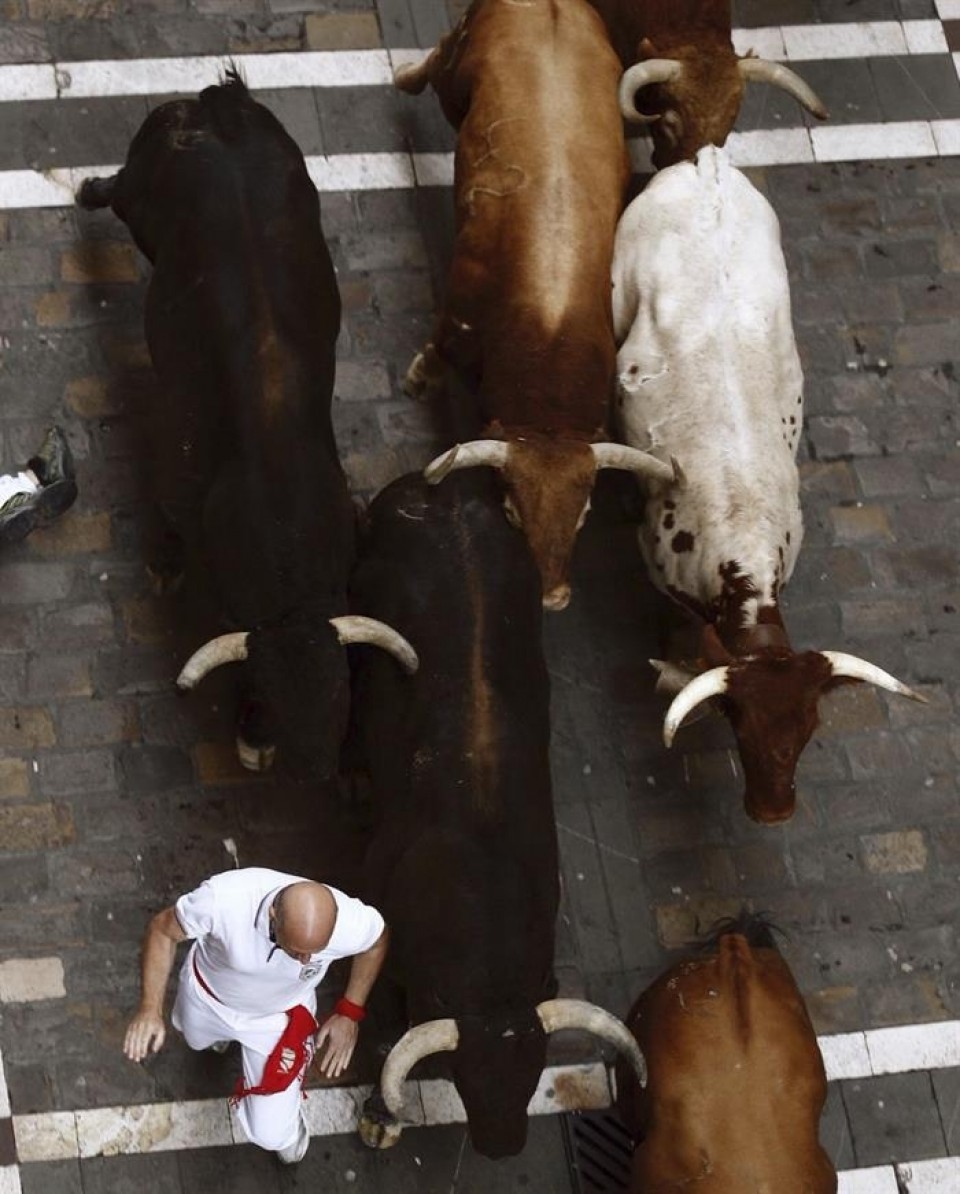 Quinto encierro de San Fermín con toros de Jandilla. Foto: EFE.