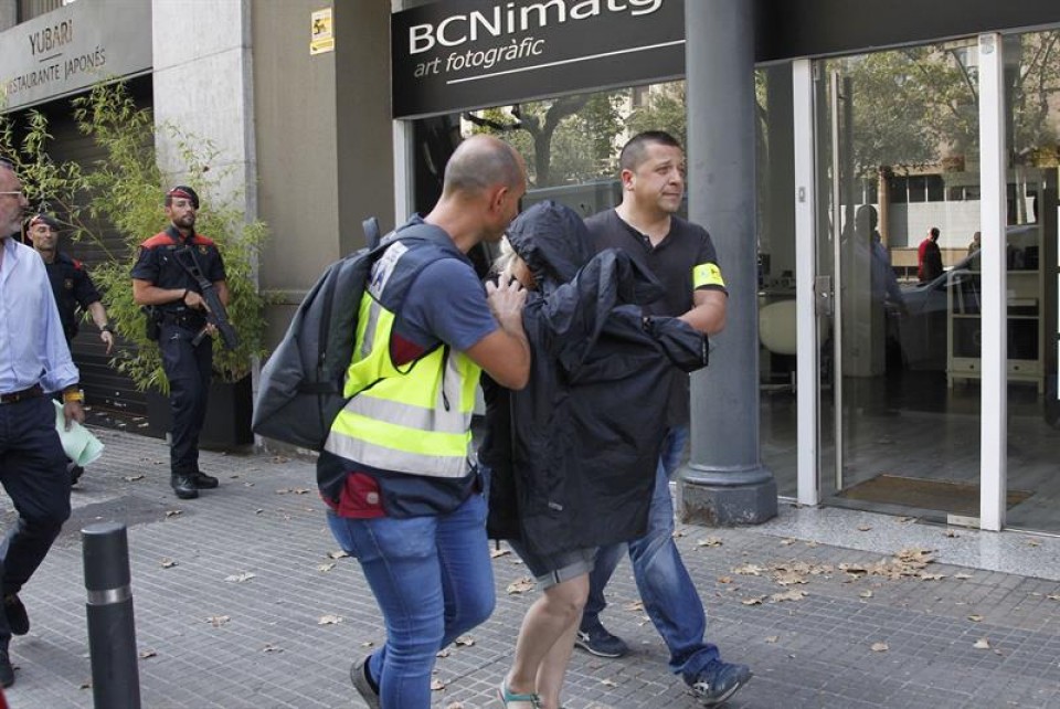 Uno de los detenidos en la operación. Foto: EFE