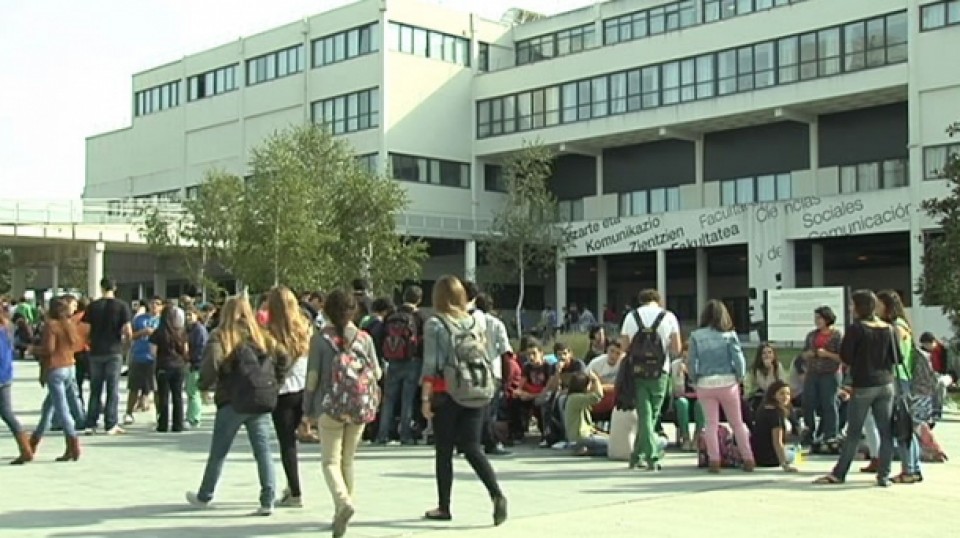 Euskal Herriko Unibertsitatearen Leioako campusa. Artxiboko argazkia: EiTB