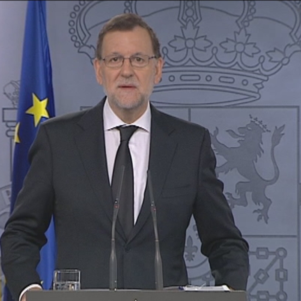 Rajoy ofrece a Francia todo el apoyo para perseguir a los terroristas