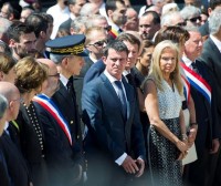 Valls, abucheado en Niza antes del minuto de silencio