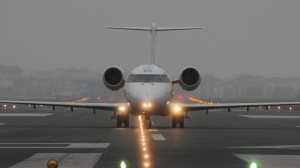 Desviados dos vuelos del aeropuerto de Hondarribia por la niebla