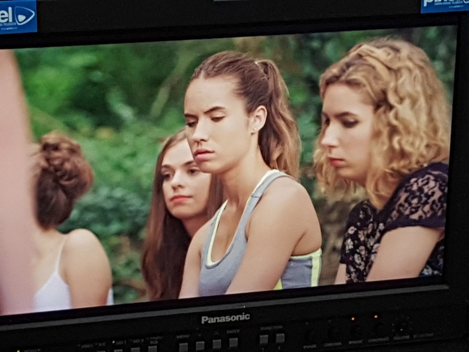 Miren Arrieta eta Lorea Korta eszena batean