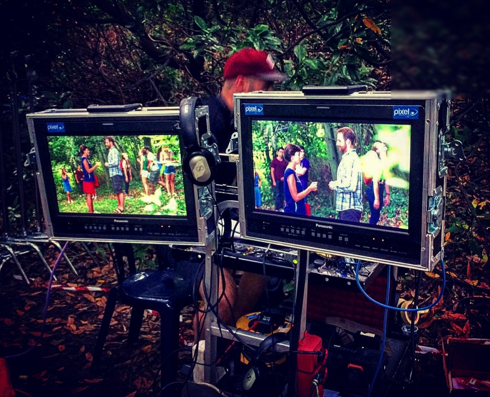 Barbara Rivas eta Borja Uribesalgo eszena bat grabatzen