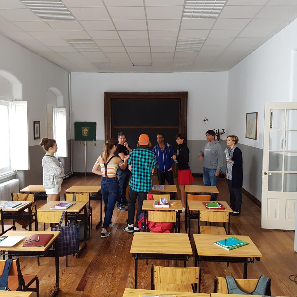 Zuzendarien oharrak entzuten