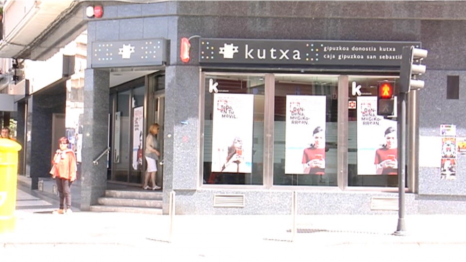 Los hechos se han producido en una entidad bancaria perteneciente a Kutxabank. Foto: EiTB