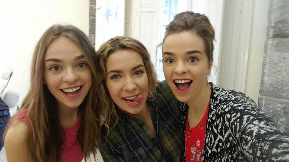 Aitana eta Paula Etxeberria eta Lorea Iribar